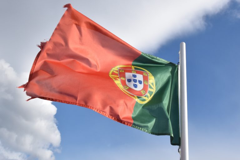 Auswanderung nach Portugal: Wichtige steuerliche und nachfolgeplanerische Aspekte für deutsche Steuerpflichtige