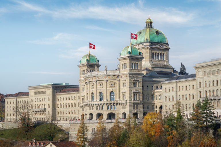Die Schweiz als Top-Auswanderungsziel für Deutsche: Was Finanz- und Nachfolgeplaner wissen sollten